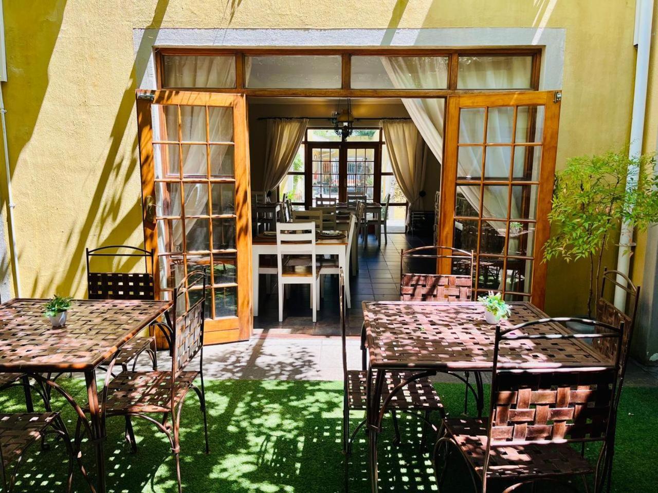 17 On Bird Guest House โบฟอร์ตเวสต์ ภายนอก รูปภาพ