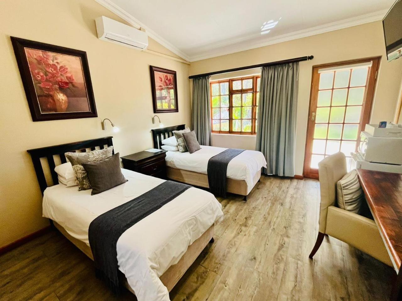 17 On Bird Guest House โบฟอร์ตเวสต์ ภายนอก รูปภาพ