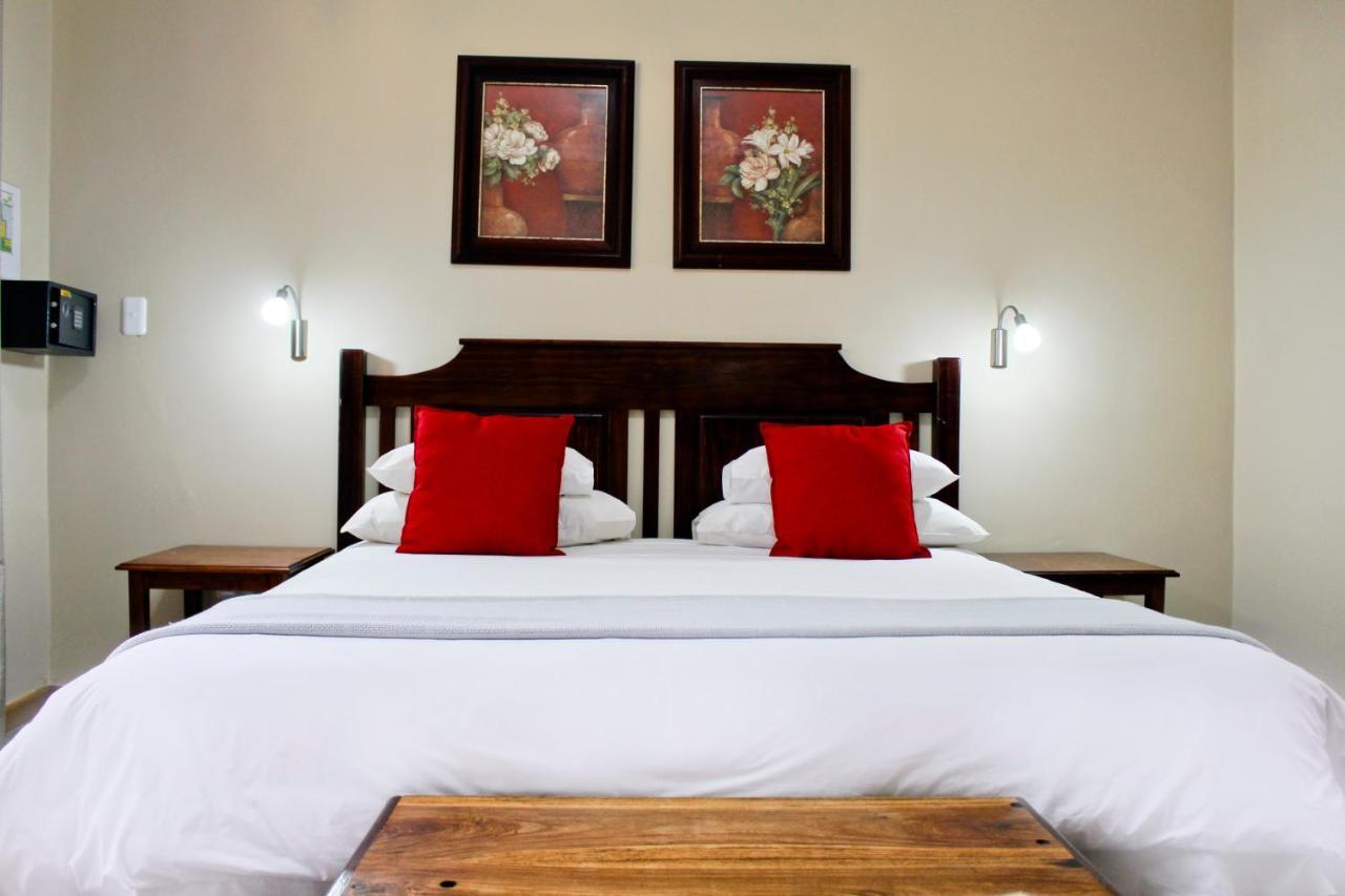 17 On Bird Guest House โบฟอร์ตเวสต์ ภายนอก รูปภาพ