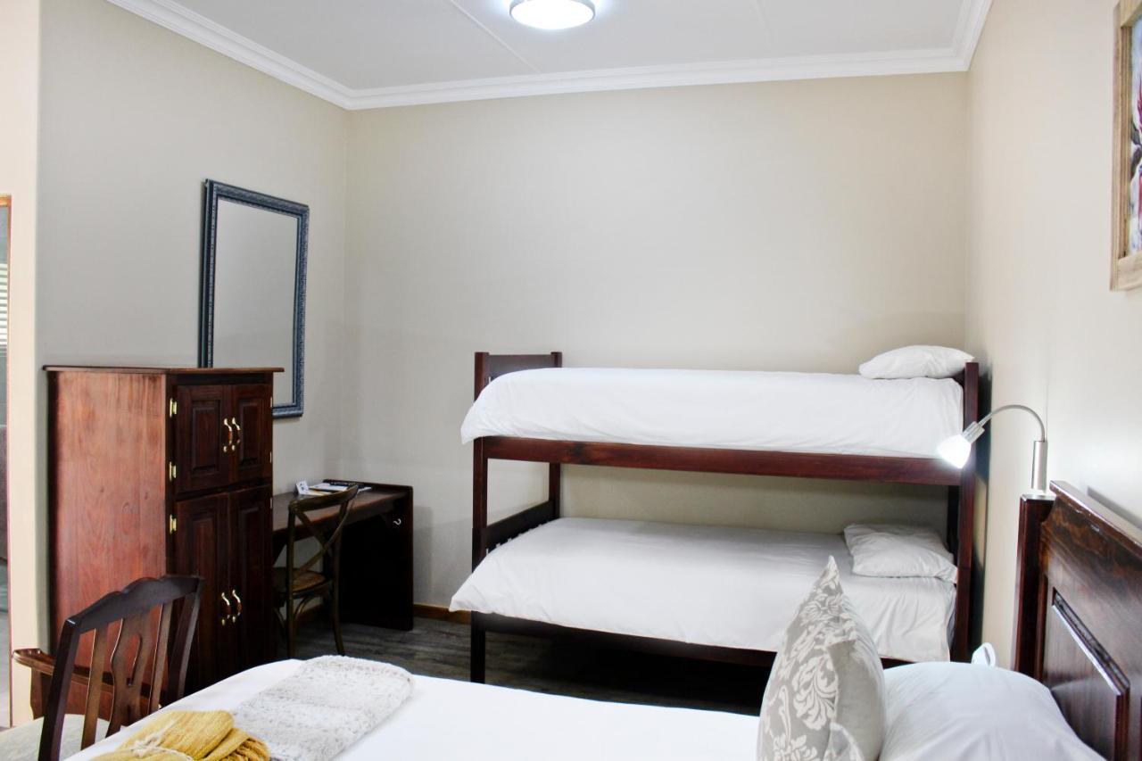 17 On Bird Guest House โบฟอร์ตเวสต์ ภายนอก รูปภาพ
