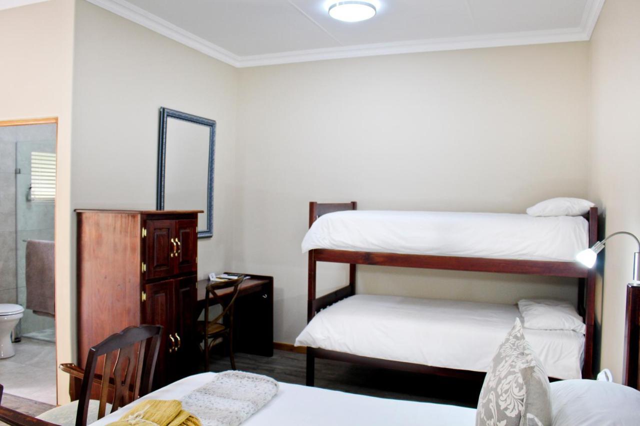 17 On Bird Guest House โบฟอร์ตเวสต์ ภายนอก รูปภาพ