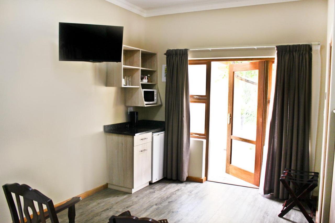 17 On Bird Guest House โบฟอร์ตเวสต์ ภายนอก รูปภาพ